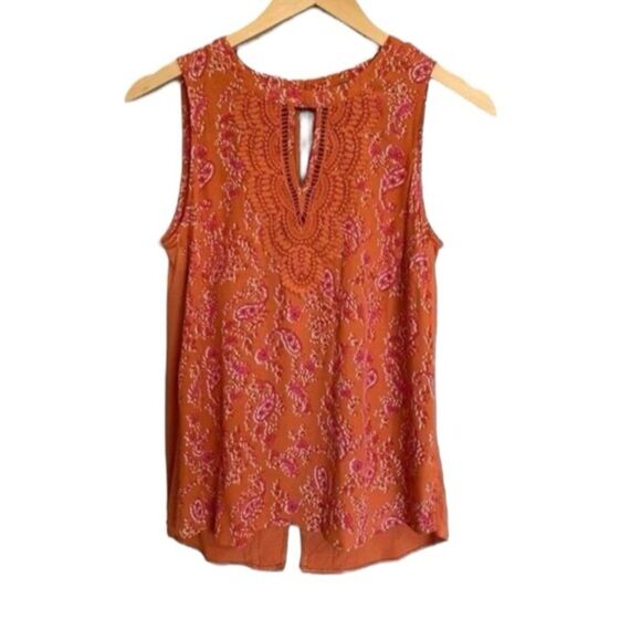 Daniel Rainn Paisley Key Hole Crochet Tank Top NWT Size Small Petite SP - Picture 4 of 13